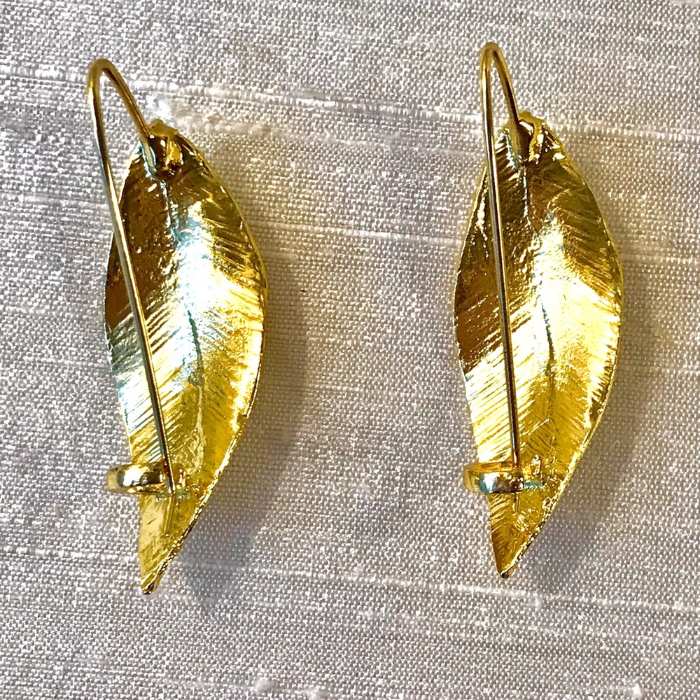 🍃Gold Leaf Earrings🍃 - Picture 6 of 8